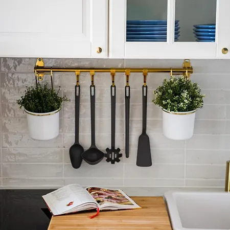 Stunning Seaview Retreat With Terrace 公寓 *