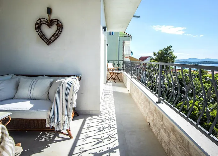 דירה Stunning Seaview Retreat With Terrace