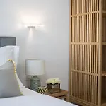 Stunning Seaview Retreat With Terrace Хвар