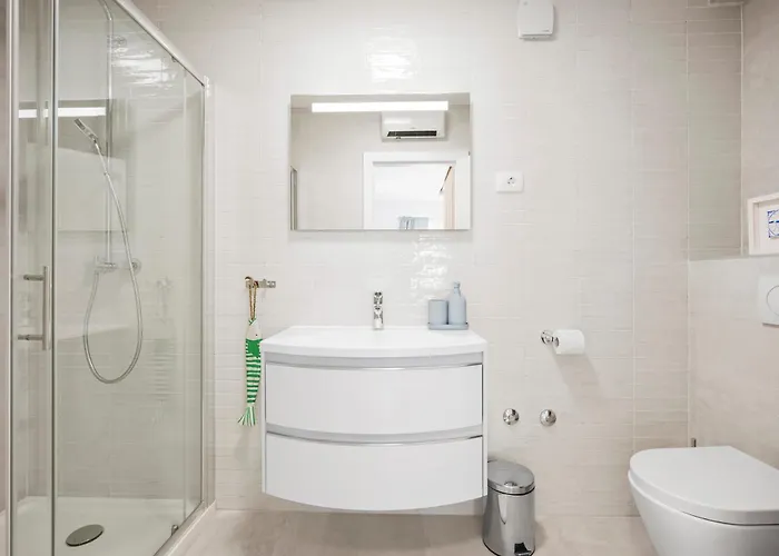 Stunning Seaview Retreat With Terrace Hvar Town