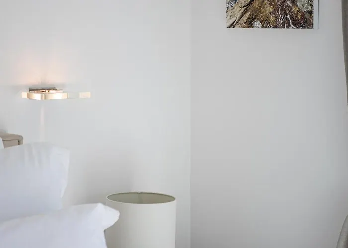 Stunning Seaview Retreat With Terrace Hvar Town